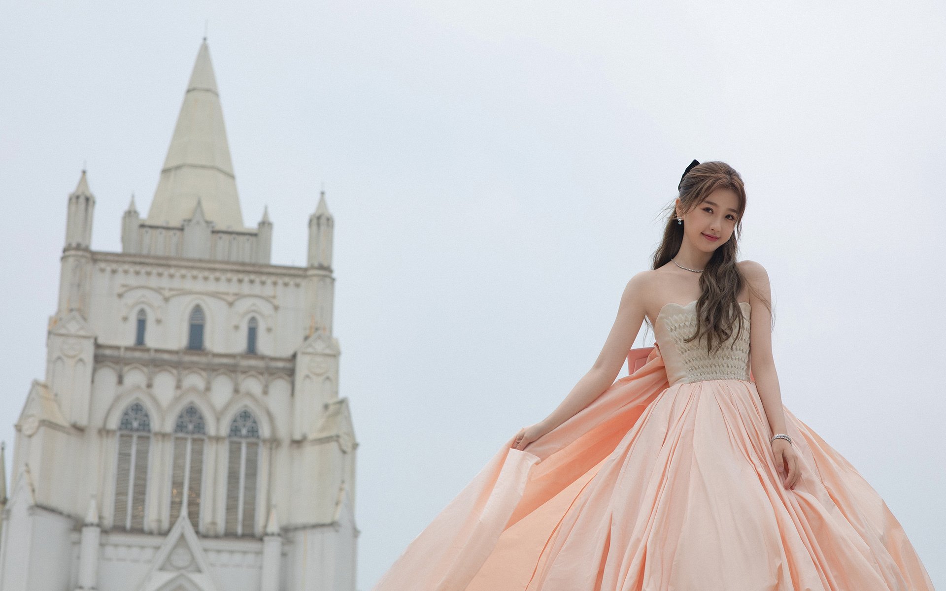 fb体育下载-美国女足主帅宣布新阵容，现役美国女足